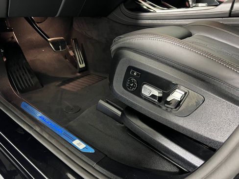 New 2026 BMW ALPINA XB7 AWD/4WD image 11