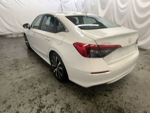 Used 2024 Honda Civic EX image 10
