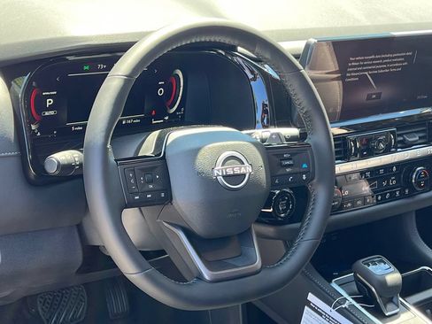 New 2026 Nissan Pathfinder SL AWD/4WD image 9