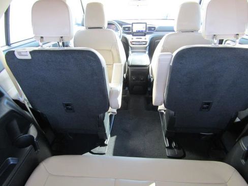 Used 2023 Ford Explorer XLT w/ Equipment Group 202A image 15
