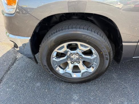 Used 2020 RAM 1500 Big Horn AWD/4WD image 12