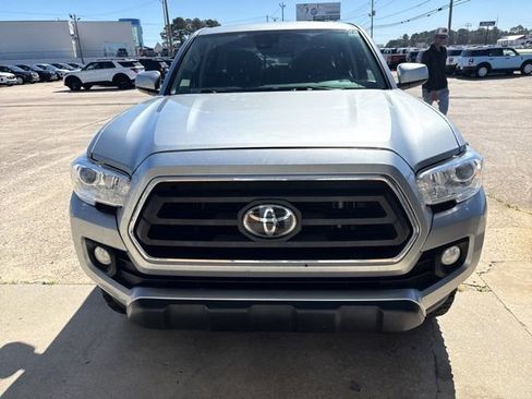 Used 2023 Toyota Tacoma SR5 image 18