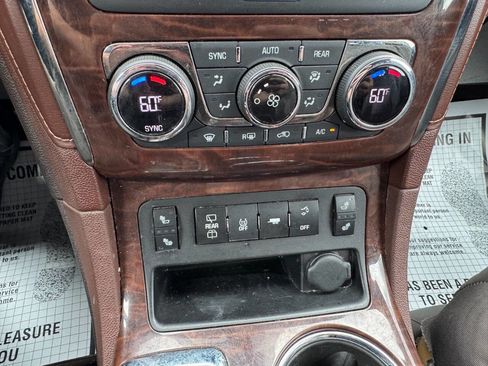 Used 2014 Buick Enclave Leather w/ Trailering Provision Package FWD image 50