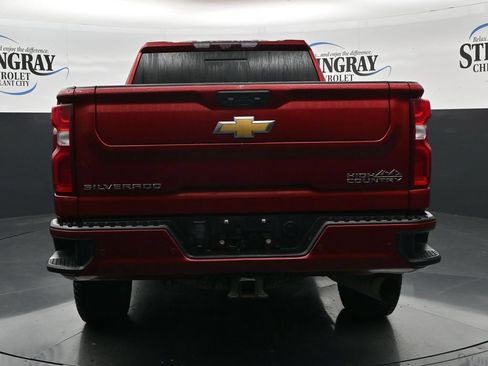 Used 2023 Chevrolet Silverado 2500 High Country w/ LPO, Hitch Package AWD/4WD image 6