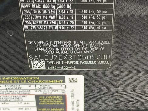 Used 2026 Land Rover Defender 110 S image 20