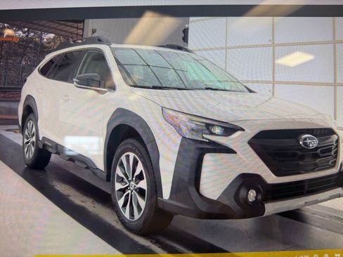 Used 2024 Subaru Outback Limited image 4