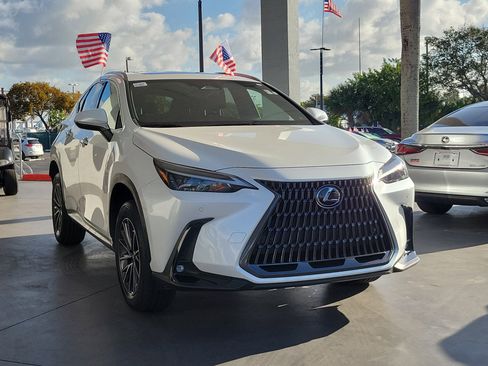 Used 2022 Lexus NX 350 AWD image 2