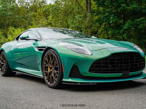 Used 2025 Aston Martin DB12 Coupe image 12