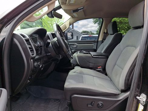 Used 2019 RAM 1500 Big Horn AWD/4WD image 23