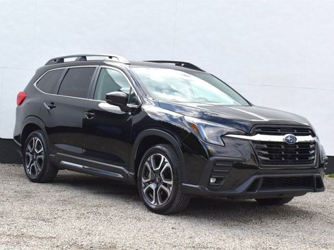 Used 2024 Subaru Ascent Limited AWD/4WD image 1