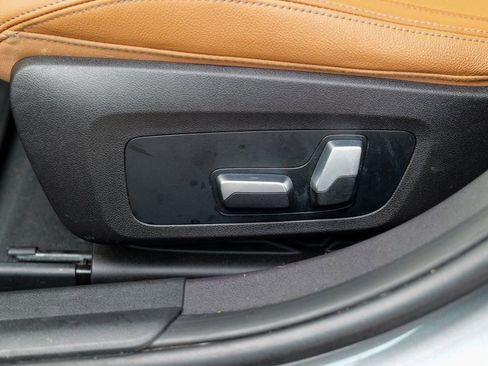 Used 2023 BMW 330i xDrive Sedan w/ Driving Assistance Package image 23