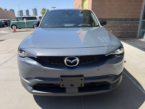 Used 2022 MAZDA MX-30 Electric w/ Premium Plus Pkg FWD image 10