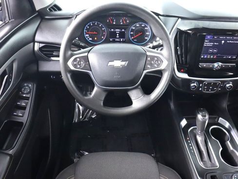 Used 2020 Chevrolet Traverse LS FWD image 31
