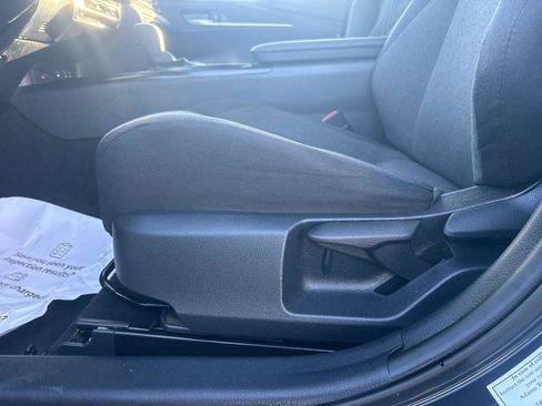 Certified 2025 Toyota Camry LE image 19