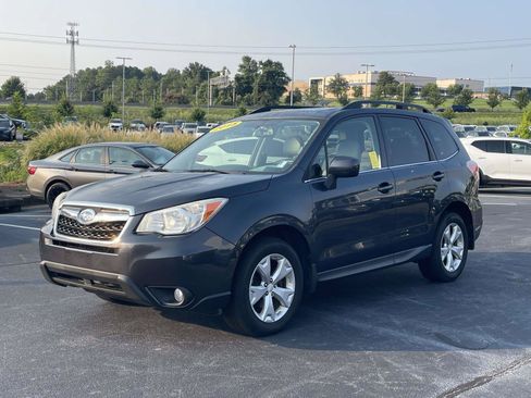 Used 2015 Subaru Forester 2.5i Limited AWD/4WD image 3