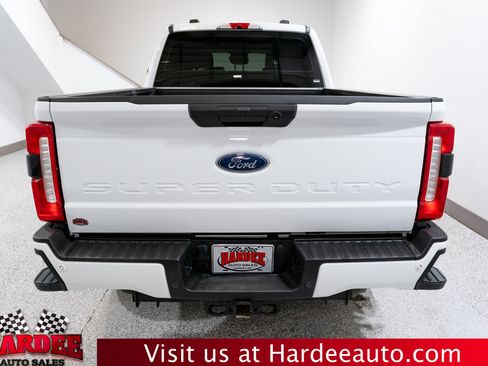Used 2025 Ford F250 XL w/ STX Appearance Package image 4