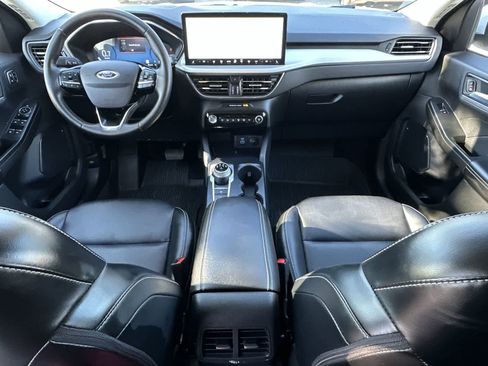 Used 2023 Ford Escape Platinum AWD/4WD image 10