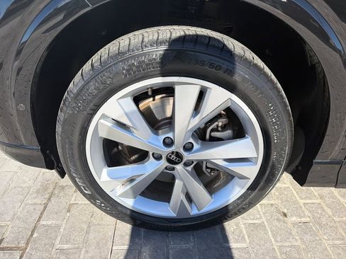 Used 2023 Audi Q4 e-tron Premium Plus image 27