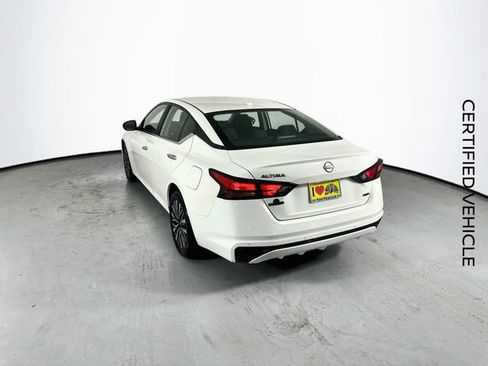 Certified 2025 Nissan Altima 2.5 SV AWD/4WD image 7