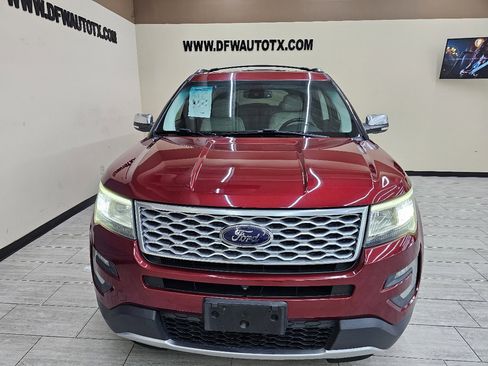 Used 2016 Ford Explorer Platinum image 3