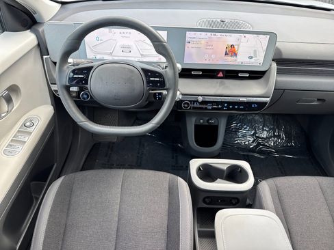 Used 2024 Hyundai Ioniq 5 SEL RWD image 14
