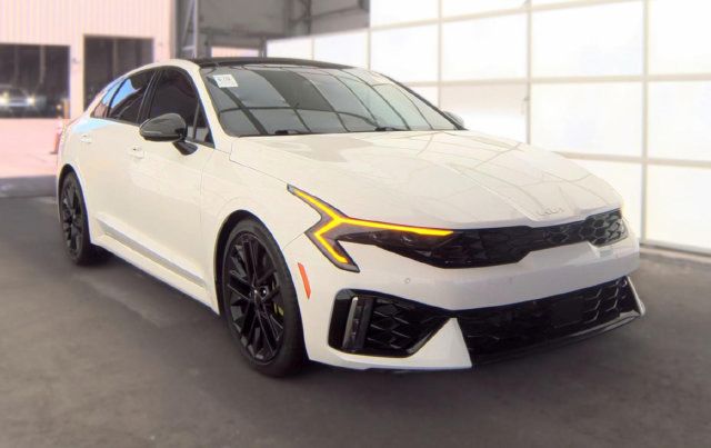 Used 2025 Kia K5 GT w/ GT1 Package FWD image 2
