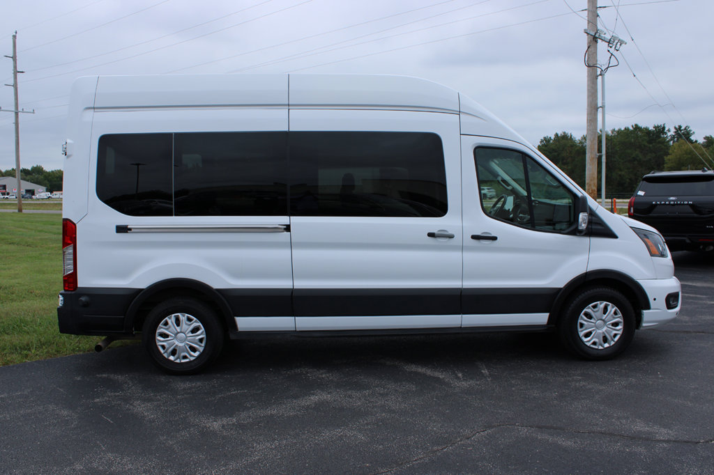 Used 2024 Ford Transit 350 XLT RWD image 16