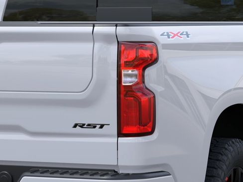 New 2026 Chevrolet Silverado 1500 RST w/ Redline Edition AWD/4WD image 11