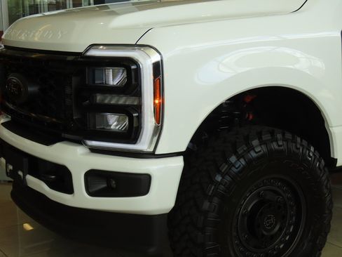 New 2026 Ford F250 Lariat w/ Black Appearance Package image 3