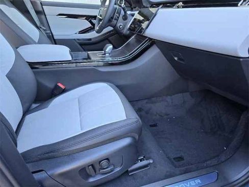 New 2026 Land Rover Range Rover Evoque Dynamic SE AWD/4WD image 29