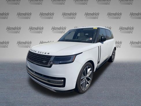 Used 2024 Land Rover Range Rover SE image 5