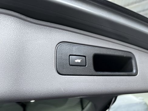 Used 2011 Honda Odyssey EX-L image 32