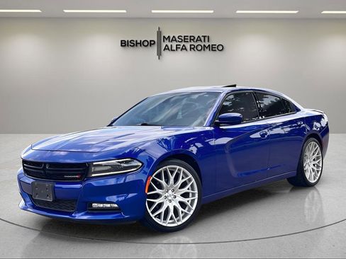 Used 2018 Dodge Charger SXT Plus w/ Quick Order Package 29J RWD image 2