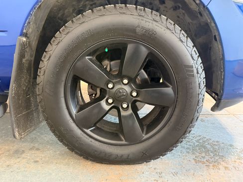 Used 2015 RAM 1500 Sport w/ Sport Premium Group image 11