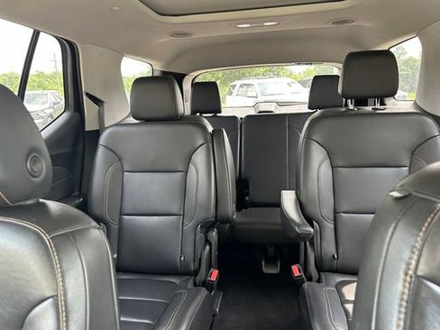 Used 2020 Chevrolet Traverse RS AWD/4WD image 17