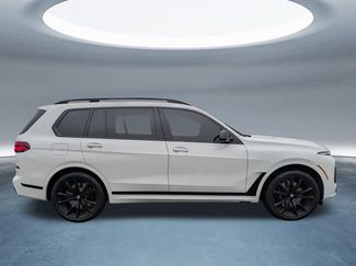 Used 2025 BMW X7 M60i w/ M Sport Professional Package video 3