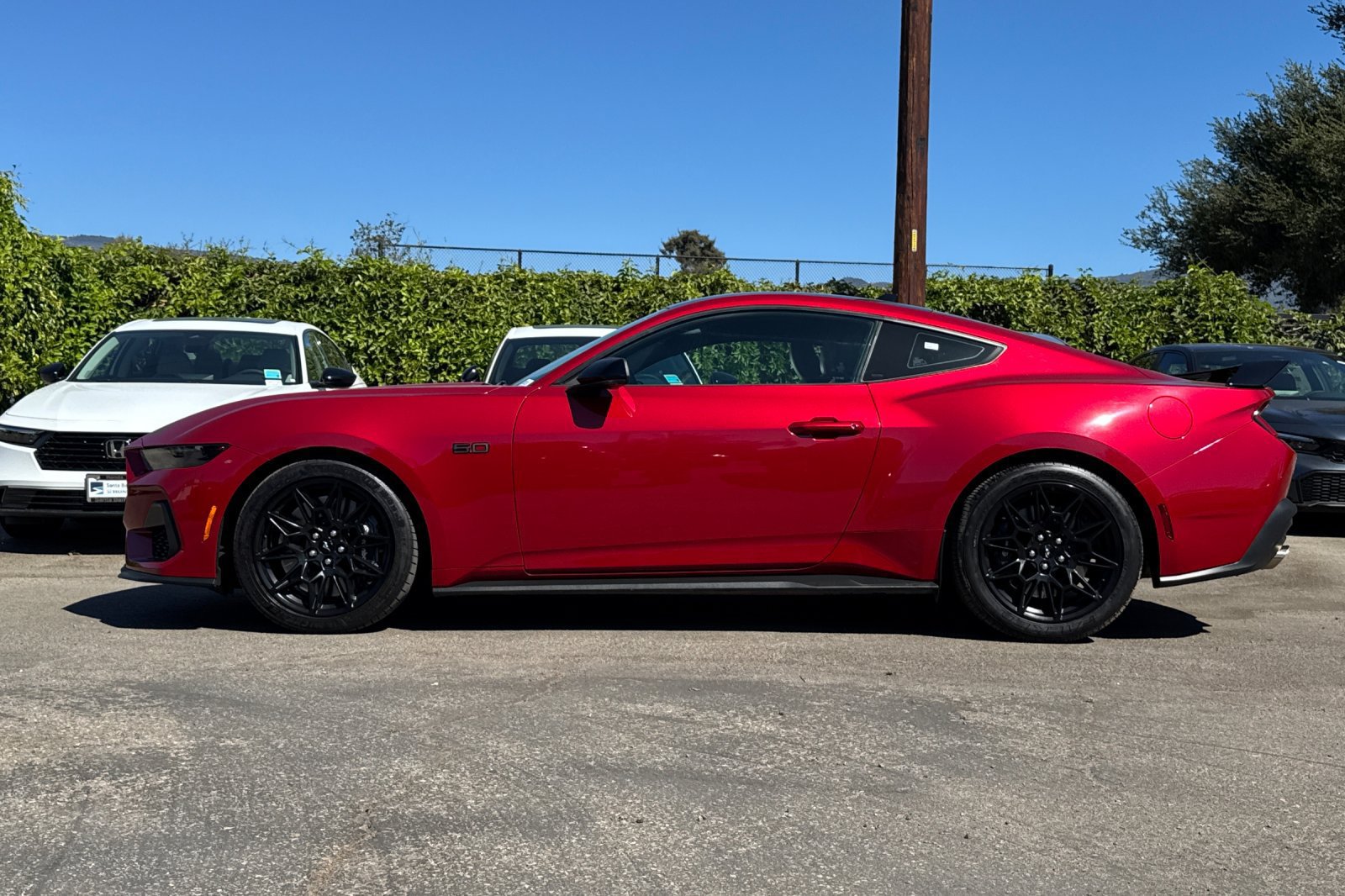 Used 2024 Ford Mustang GT Premium w/ GT Performance Package RWD image 7