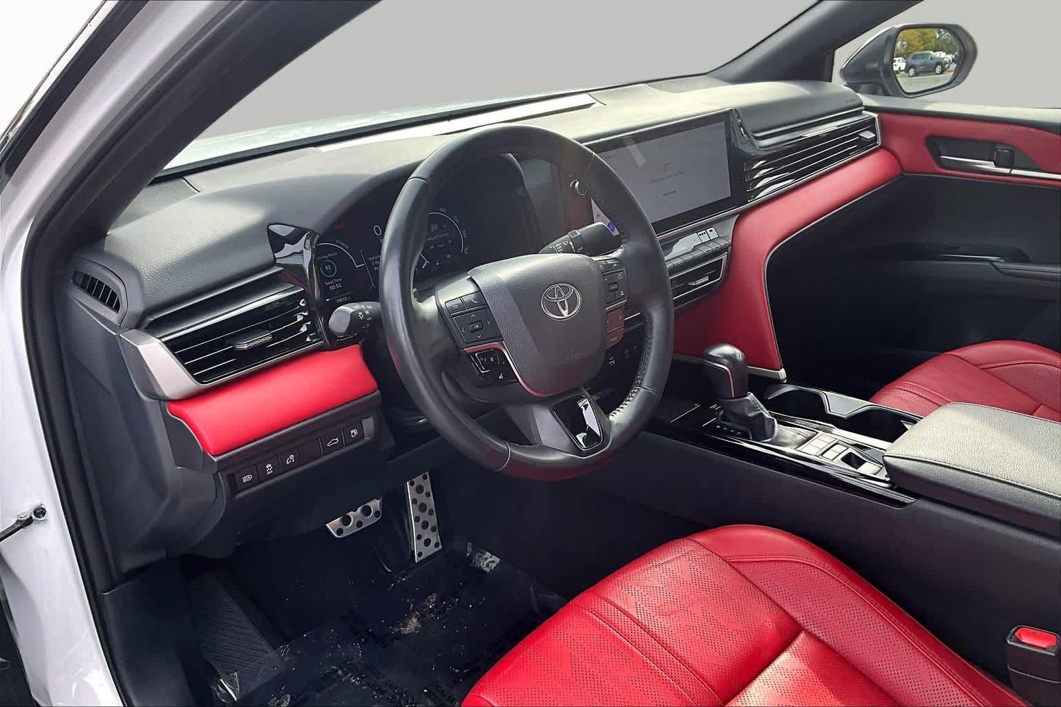 Used 2025 Toyota Camry XSE AWD/4WD image 17