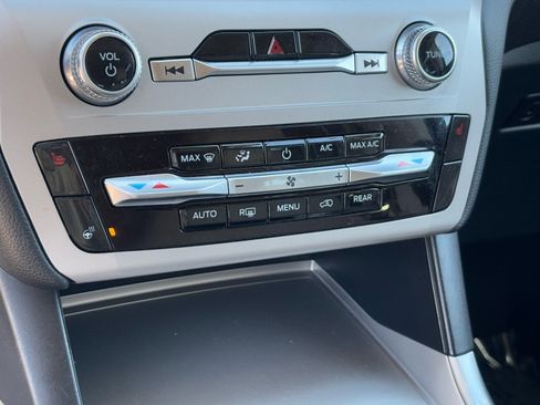 Used 2023 Ford Explorer XLT w/ Equipment Group 202A image 23