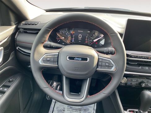 New 2026 Jeep Compass Trailhawk image 12