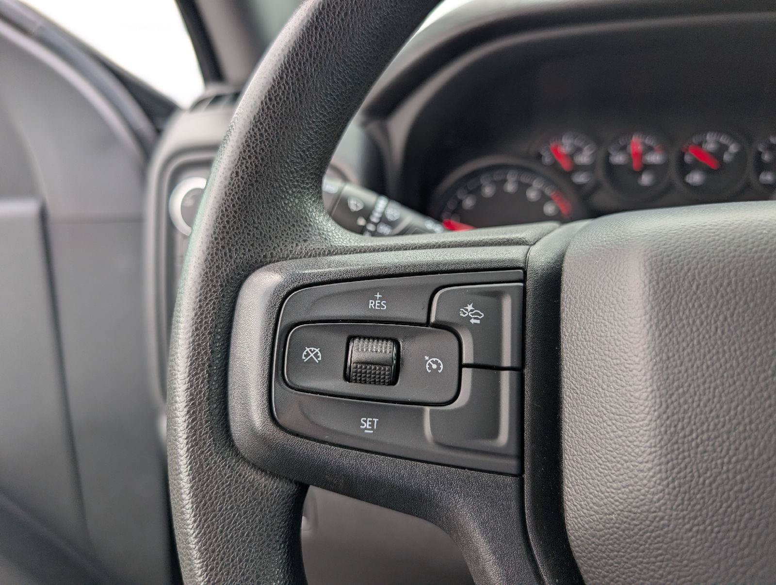 Used 2022 Chevrolet Silverado 1500 Custom Trail Boss w/ LPO, Dark Essentials Package AWD/4WD image 12
