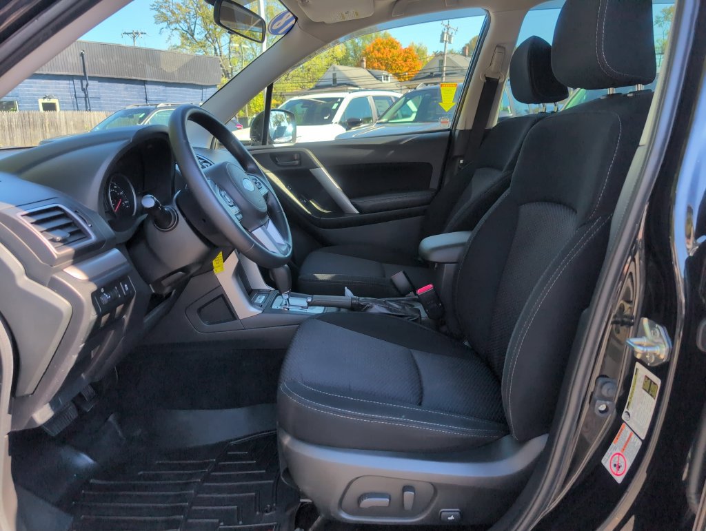 Used 2018 Subaru Forester 2.5i Premium w/ All-Weather Package AWD/4WD image 14