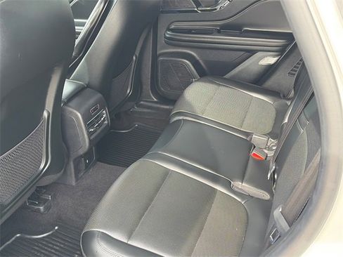 Used 2022 Lincoln Corsair AWD w/ Equipment Group 101A image 13