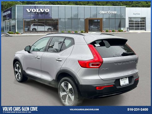 Certified 2026 Volvo XC40 B5 Plus w/ Protection Package Premier AWD/4WD image 4