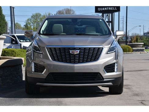 Used 2023 Cadillac XT5 Premium Luxury AWD/4WD image 9
