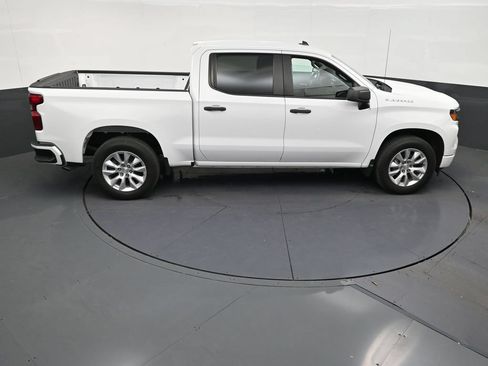 Used 2022 Chevrolet Silverado 1500 Custom RWD image 16
