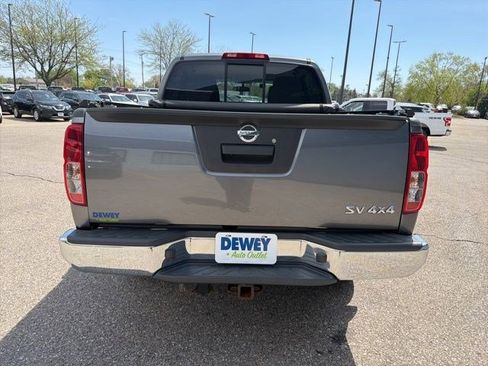 Used 2019 Nissan Frontier SV AWD/4WD image 4