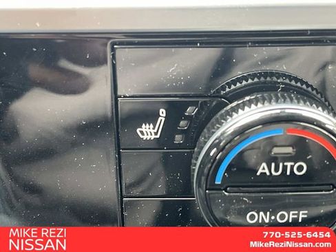 New 2025 Nissan Pathfinder SV image 18