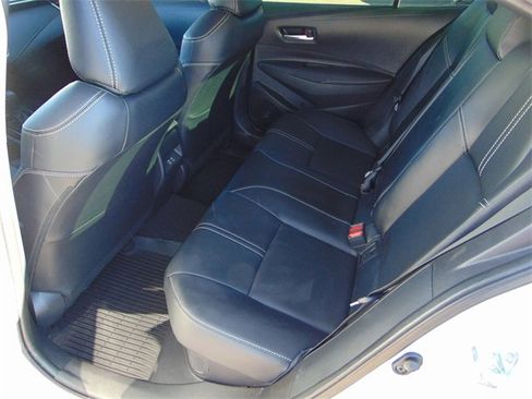 Used 2025 Toyota Corolla XLE image 21