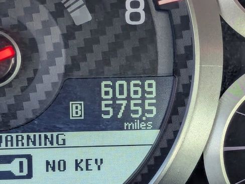 Used 2015 Nissan GT-R Black Edition image 33